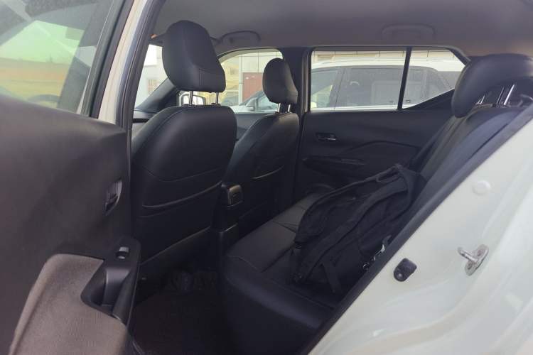 Used Nissan Kicks 2019 1.5L CVT Cool Enjoy Edition
