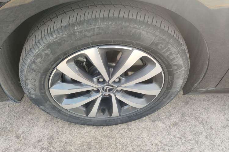 Used Citroen C6 2022 400THP Co-Creation Edition
