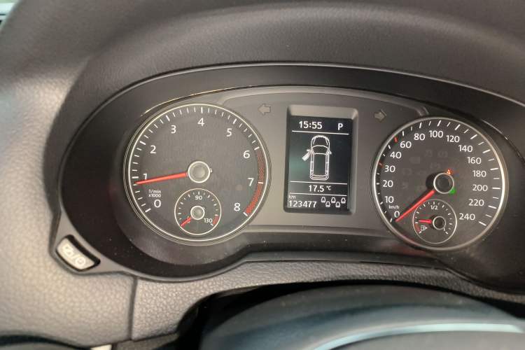 Used Volkswagen Sharan 2016 280TSI Enjoyment Model 7-Seater
