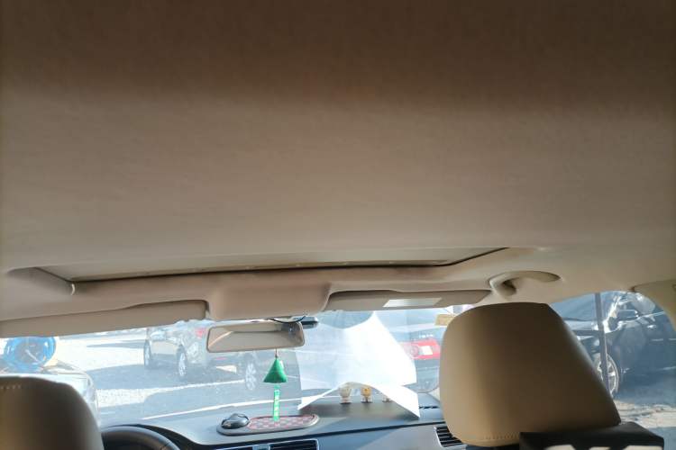 Used Skoda Rapid 2015 1.6L Automatic Smart Selection Model
