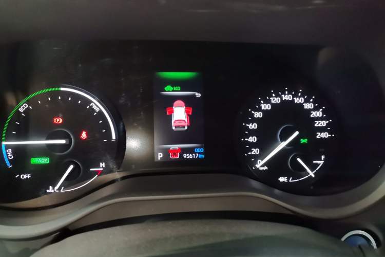 Used Toyota Sienna 2021 2.5L Hybrid Premium Edition