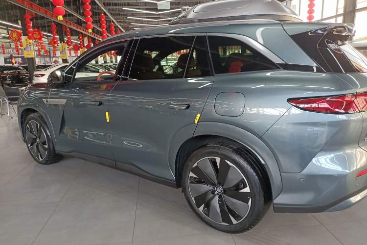 Used BYD Tang L 2025 DM 175KM Drone Player Edition
