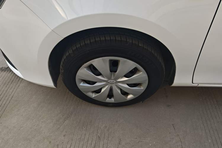 Used Toyota YARiS L 2019 1.5E CVT Dynamic Edition China VI compliant
