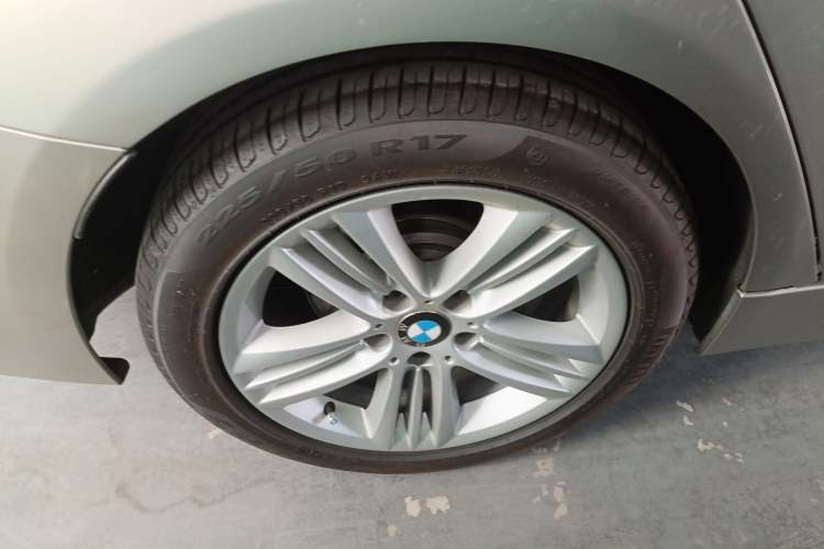 Used BMW 3 Series 2017 320Li Fashion Model
