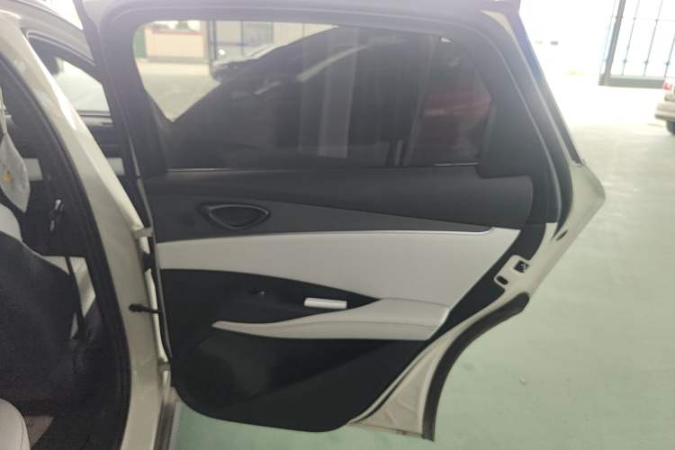 Used BYD Seal 06 New Energy 2025 DM-i Smart Drive 80KM Luxury Model
