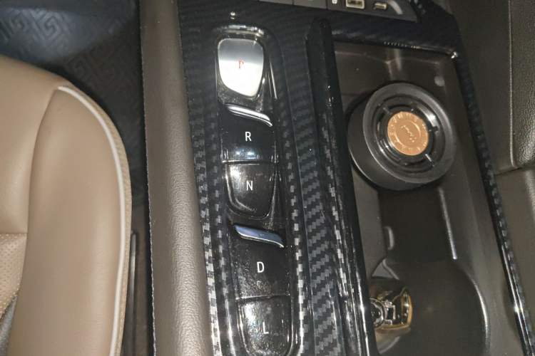 Used Buick Enclave 2020 28T Four-Wheel Drive Flagship Version
