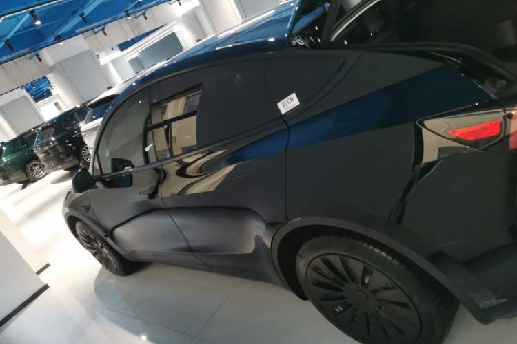 Used Tesla Model Y 2022 Rear-Wheel-Drive Version
