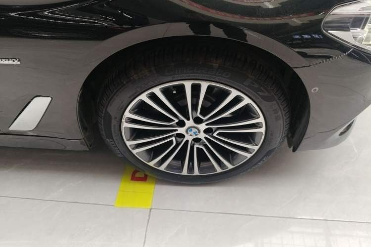 Used BMW 5 Series 2018 530Li Luxury Edition Premium Package
