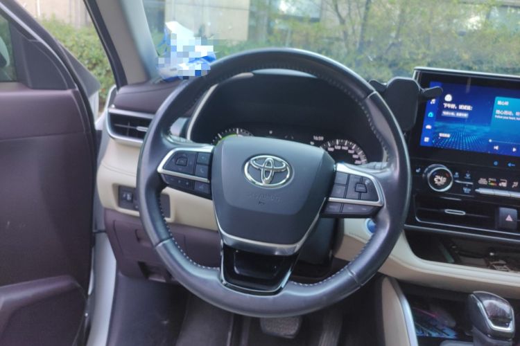 Used Toyota Highlander 2022 Dual-Engine 2.5L Four-Wheel Drive Prestige Version 7 Seats
