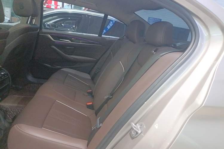 Used BMW 5 Series 2021 525Li Luxury Package