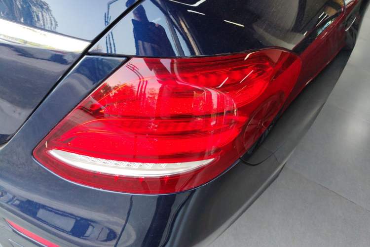 Used Mercedes-Benz E-Class 2019 E 260 L Sport Edition
