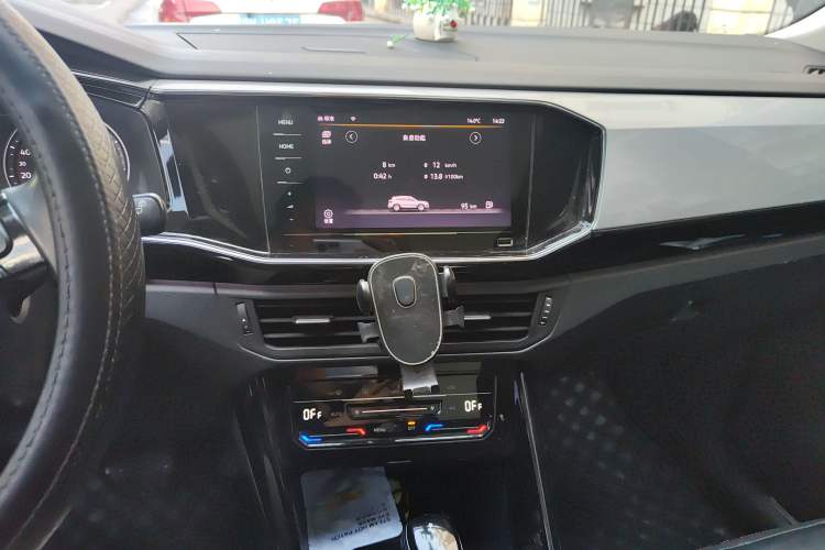 Used Volkswagen Tayron 2021 280TSI Two-Wheel Drive Luxury Smart Connectivity Version
