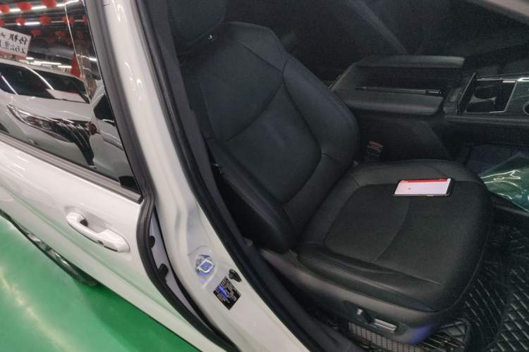 Used Toyota Sienna 2021 2.5L Hybrid Ultimate Edition
