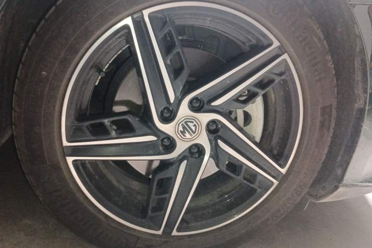 Used MG 7 2023 1.5T DCT Luxurious Supreme Edition
