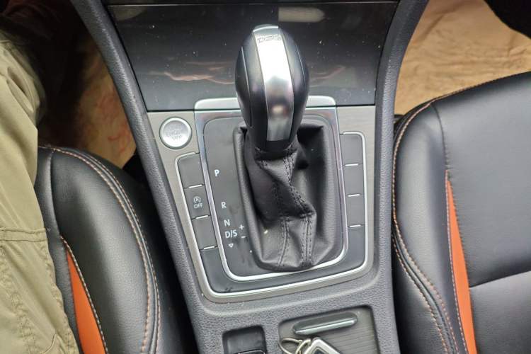 Used Volkswagen Golf 2020 200TSI DSG Comfortable and Ambitious Edition