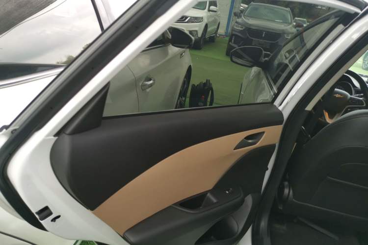 Used Chevrolet Monza 2022 320 Automatic Enjoyment Sunroof Version
