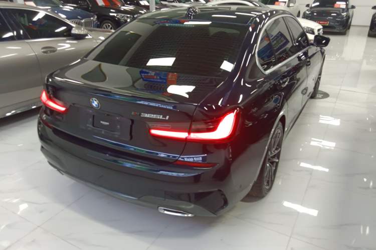 Used BMW 3 Series 2021 Restyled 325Li M Sport Package
