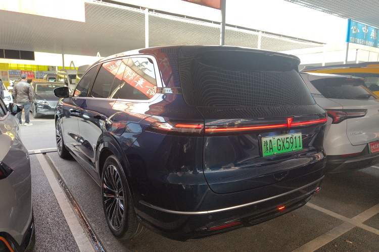 Used  S09 2025 Four-Wheel Drive Ultra+ Custom Edition