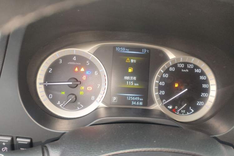 Used Nissan Terra 2018 2.5L Automatic 2WD Luxury Edition