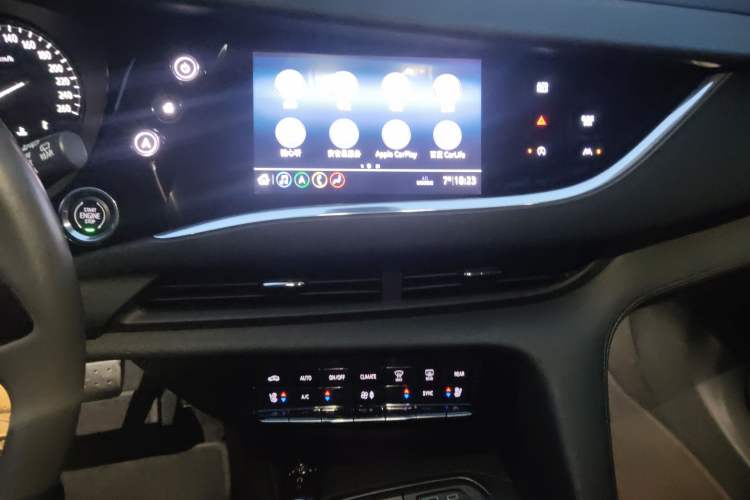 Used Buick Enclave 2022 652T Two-Wheel-Drive Prestige 7-Seater