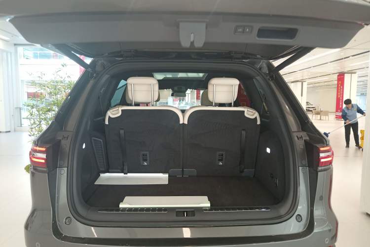 Used Li Auto ONE 2021 Extended-Range 6-Seater Version
