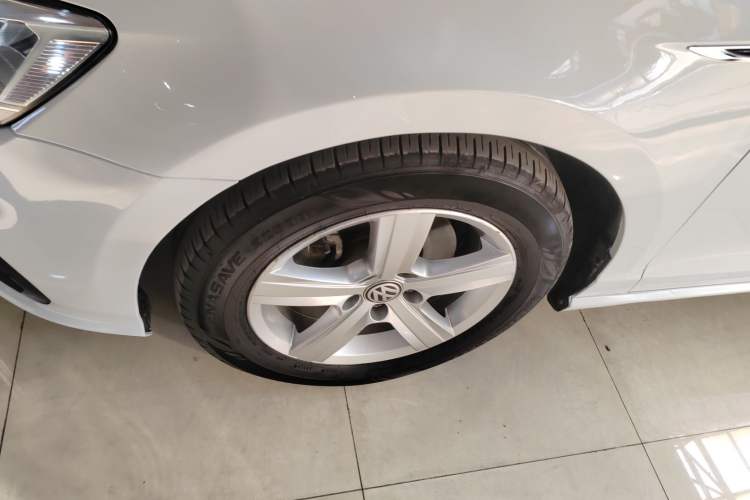 Used Volkswagen Lamando 2019 230TSI DSG Fashion Edition China VI
