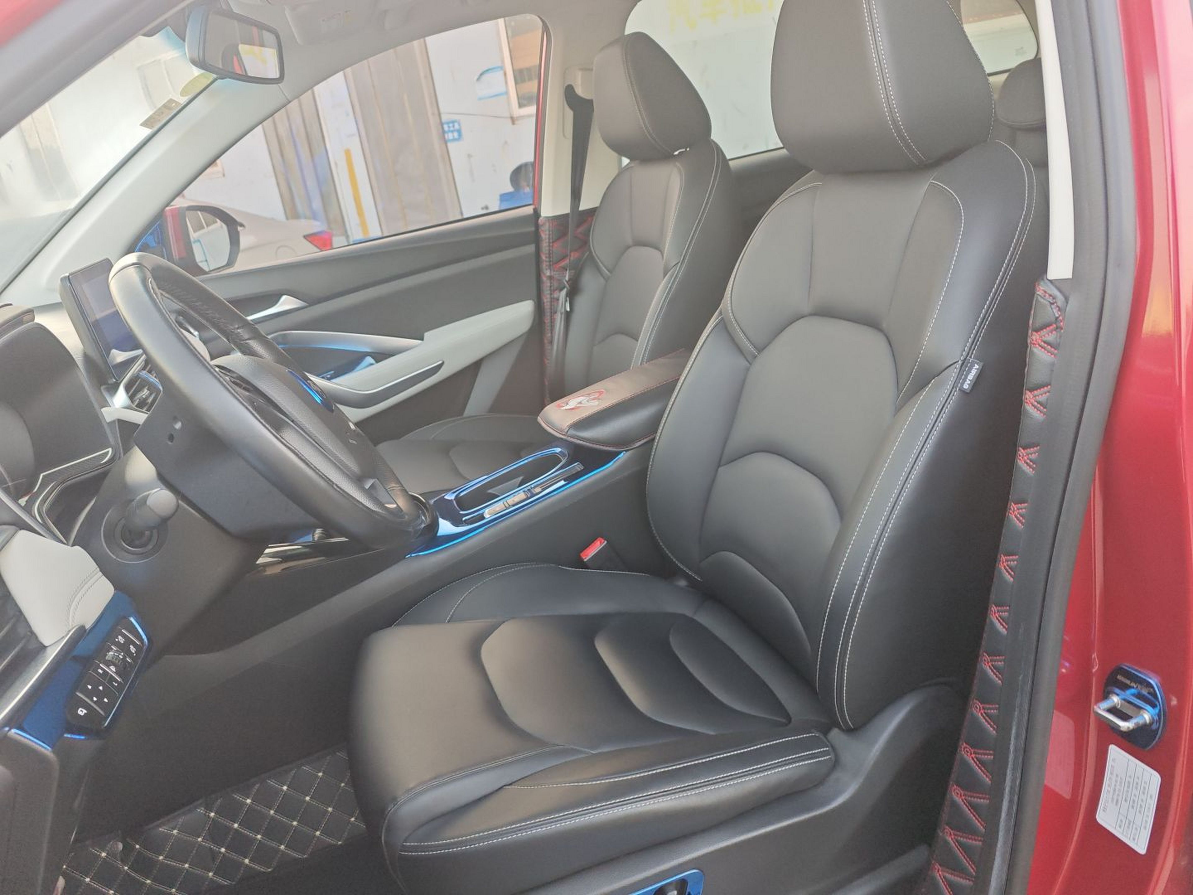 Переднее сиденье в автомобиле