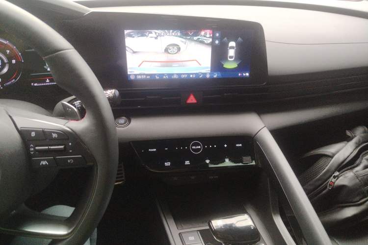 Used Hyundai Elantra 2022 240TGDi DCT LUX Prestige Edition
