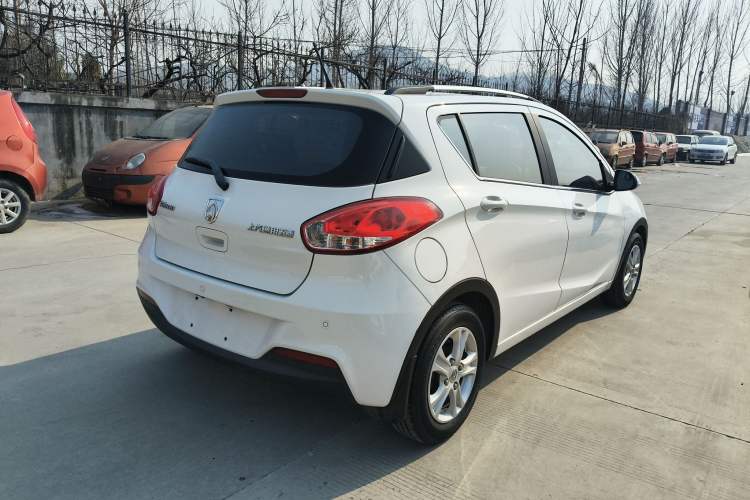 Used Baojun 310 2016 1.2L Manual Luxury Model
