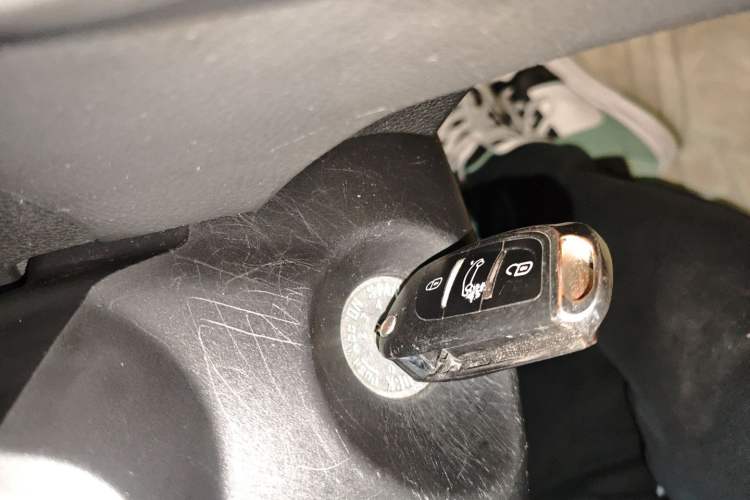 Used Dongfeng Aeolus AX7 2018 Classic 1.6T Automatic Elite Model
