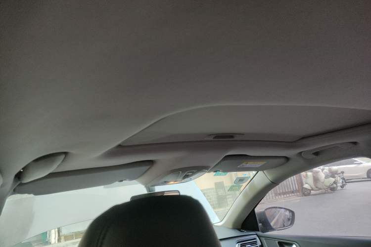 Used Peugeot 408 2015 1.2T Automatic Luxury Edition