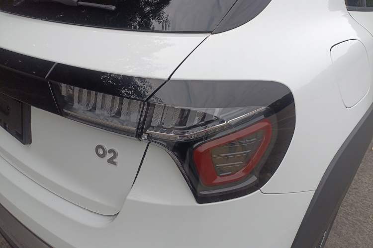 Used Lynk & Co 02 2018 1.5T DCT Two-Wheel Drive Pro Version China V Emission Standard
