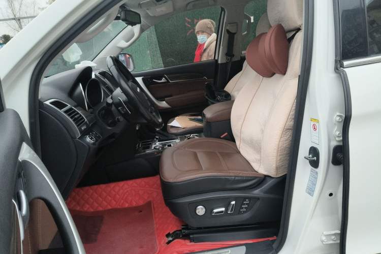 Used Haval H9 2016 2.0T Four-Wheel Drive Luxury 7-Seater
