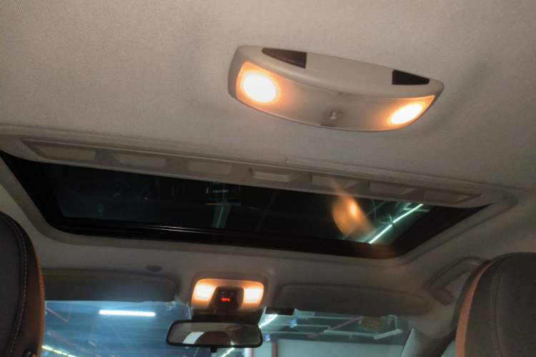 Used Volvo S60 2014 S60L 2.0T Zhiyuan Edition