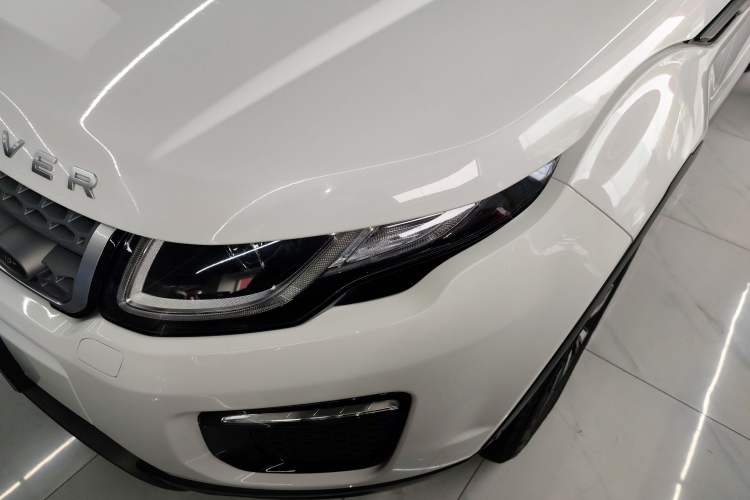 Used Land Rover Range Rover Evoque 2018 240 PS SE Smart Brilliance Edition
