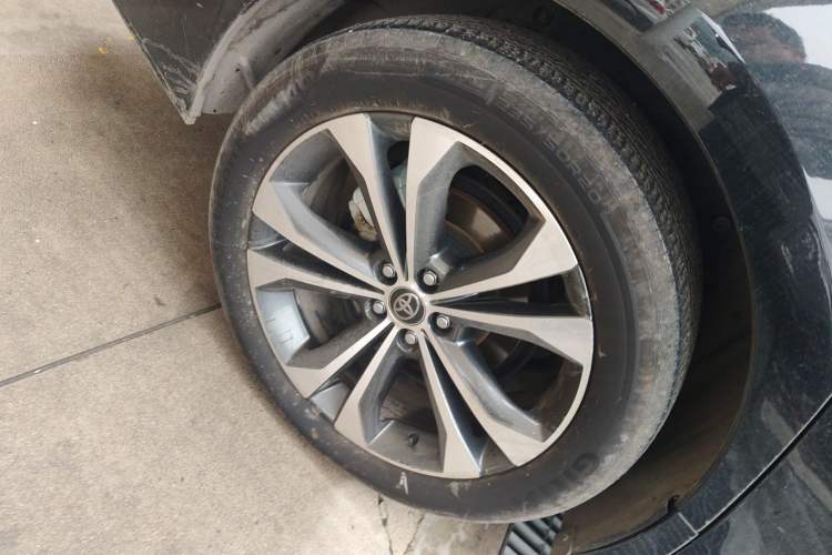 Used Toyota Granvia 2023 2.5L Hybrid Prestige PLUS Edition
