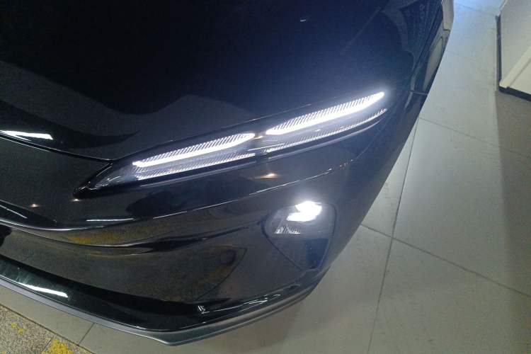 Used Nio ET5T 2024 75kWh Touring
