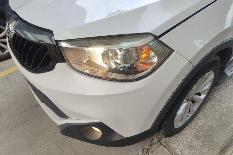 Used Brilliance V3 2016 1.5L Manual Comfort Model