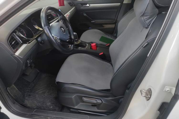 Used Volkswagen Lamando 2018 280TSI DSG Comfort Edition
