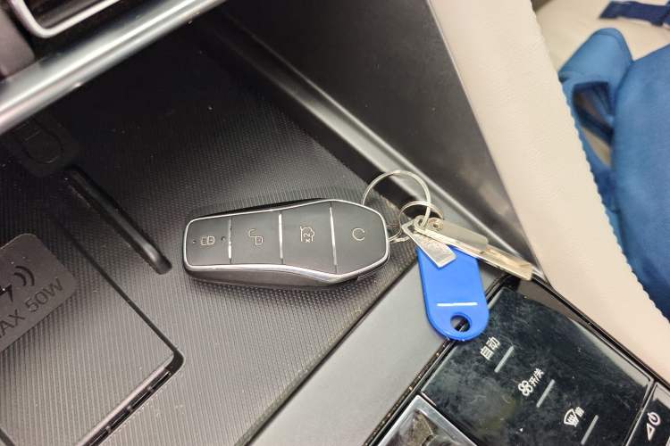 Used BYD Song PLUS New Energy 2025 EV Intelligent Driving Version 520km Premium Model
