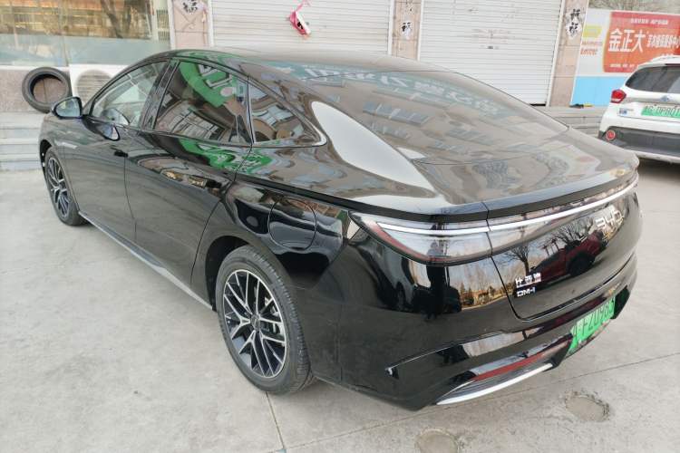 Used BYD Seal 2023 DM-i 1.5T 121km Flagship Model
