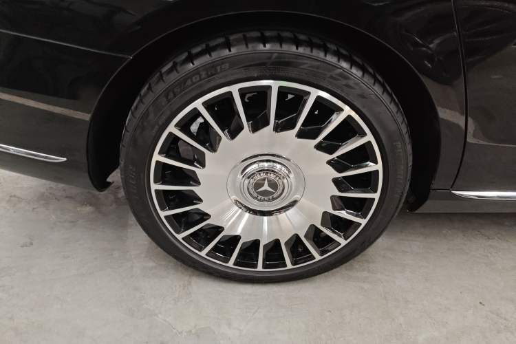 Used Mercedes-Benz E-Class 2020 Facelift E 300 L Stylish Edition
