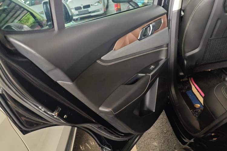 Used Lynk & Co 01 2019 2.0T Two-Wheel-Drive Version China VI Standard
