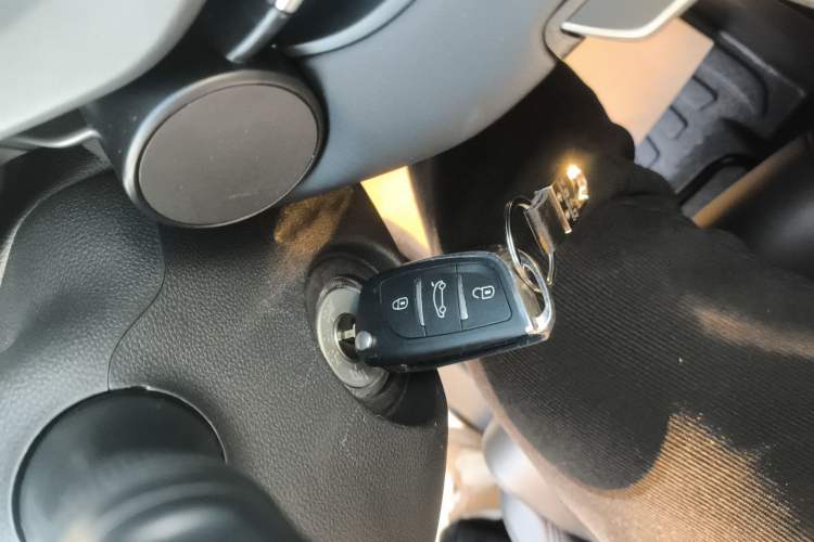 Used Changan CS15 2021 1.5L Automatic Entry-Level Trim
