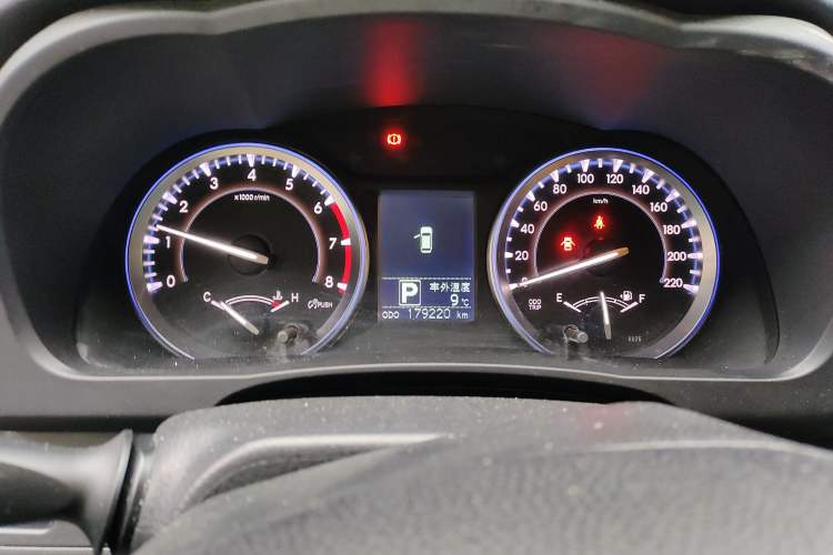 Used Toyota Highlander 2017 2.0T Four-Wheel Drive Luxury Edition 7 Seats