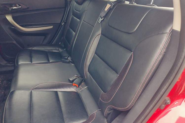 Used Changan CS35 2014 1.6L Manual Luxury Model China IV Standard