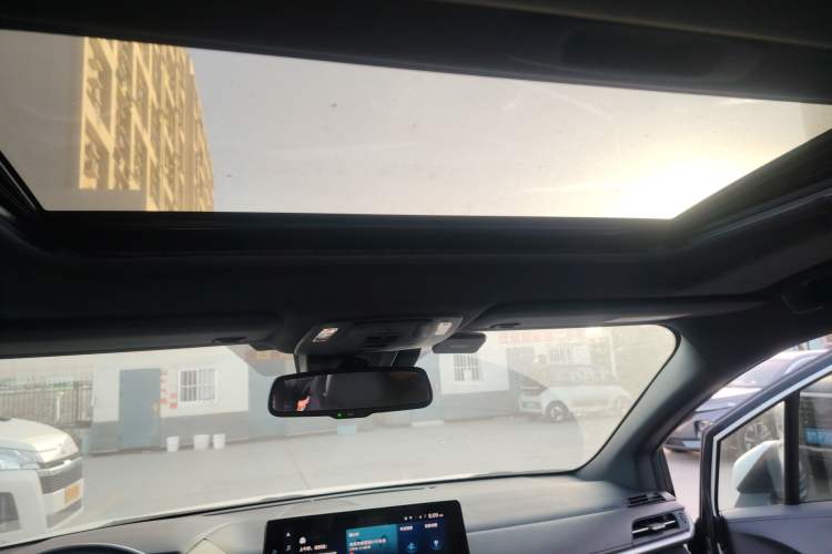 Used Toyota Sienna 2021 2.5L Hybrid Ultimate Edition