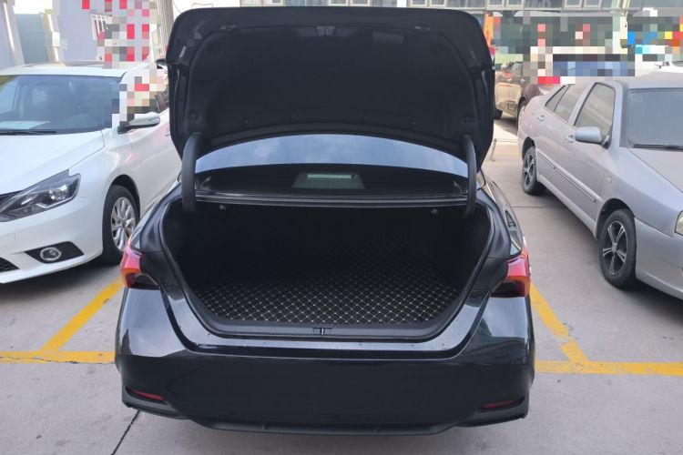 Used Toyota Avalon 2022 Dual-Engine 2.5L XLE Premium Edition
