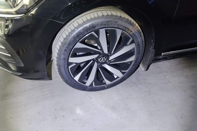 Used Volkswagen Passat 2024 330TSI Elite Edition
