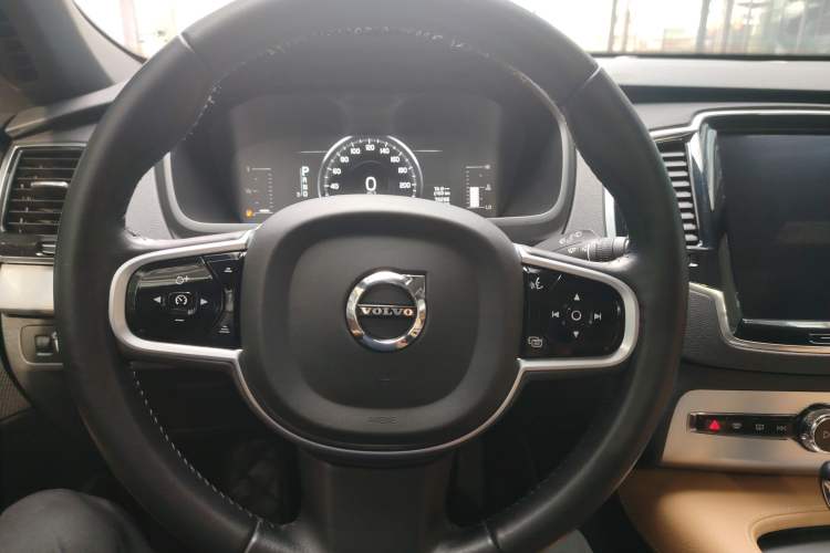 Used Volvo XC90 2018 T5 Zhiyi Edition 7-Seater
